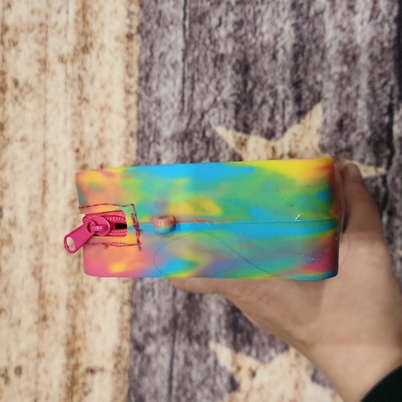 Fidget pencil case - Picture 3 of 7